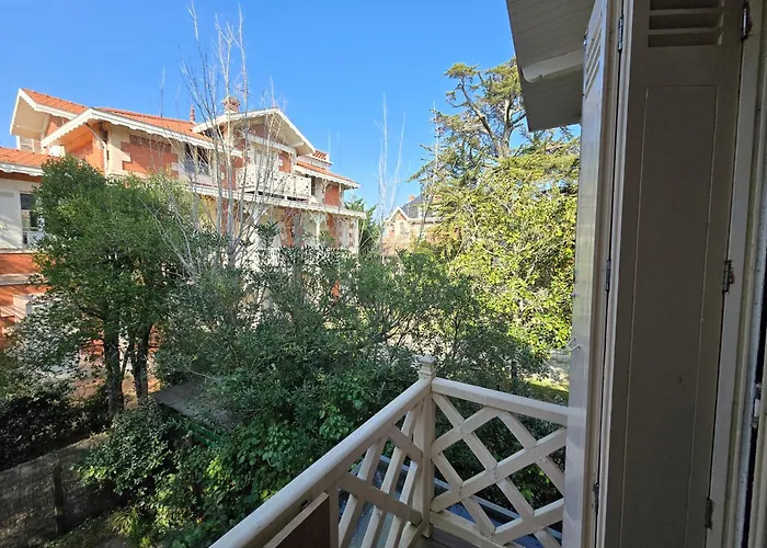 Petit Lotus Apartment